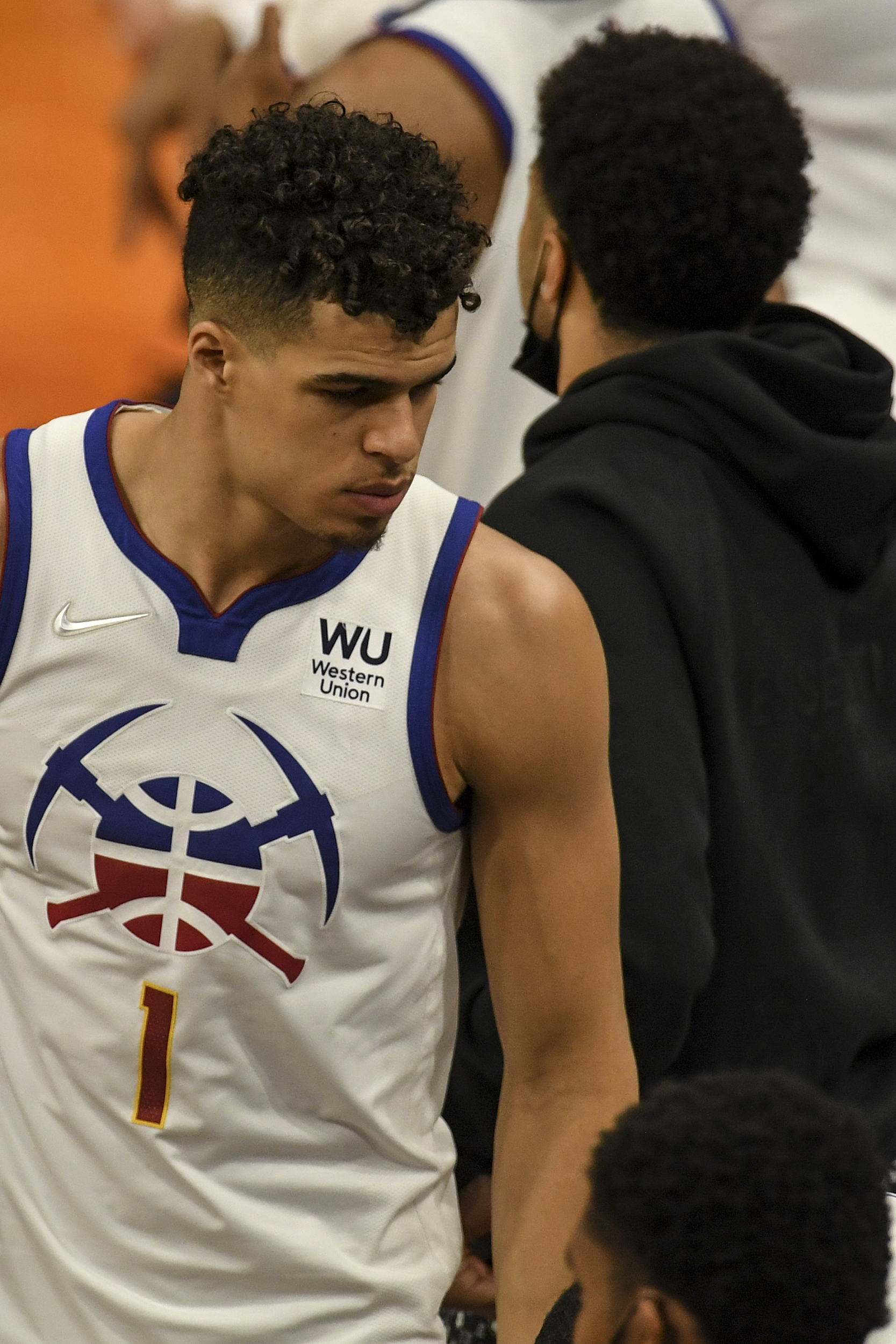 九游体育-亚特兰大围绕社区盾手感冰凉上海海港临场应变备战德国杯，埃因霍温围绕足总杯外线爆发看傻球迷